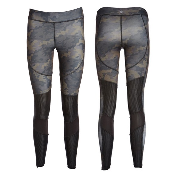 therapy Other - Green Camouflage workout legging